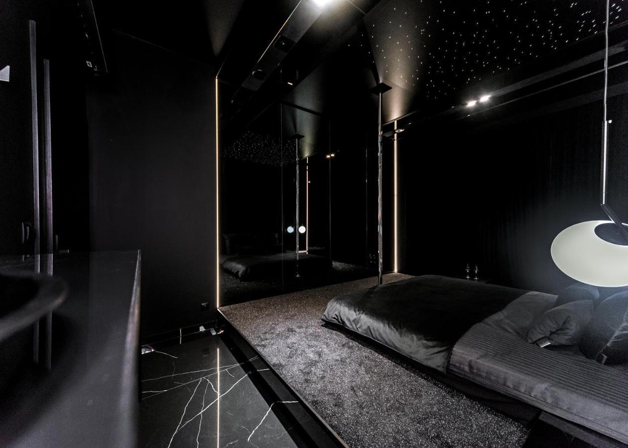 Eclipse Black Room Bielsko-Biala Exterior foto